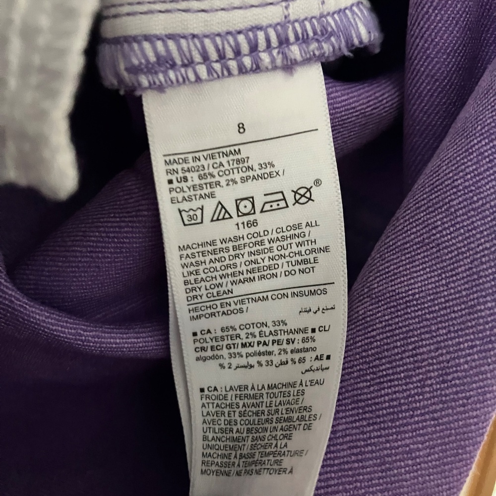 Old Navy 8 Purple Midrise Wow Jean Shorts - Picture 4 of 4